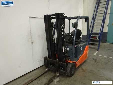 Chariots électriques à 3 roues 2020  Toyota 8FBE18T (2)