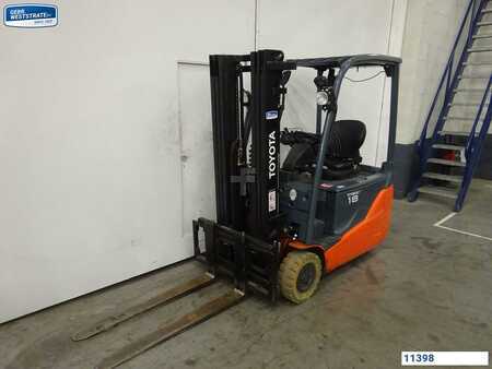 Eléctrico - 3 rodas 2017  Toyota 8FBE18T (2)