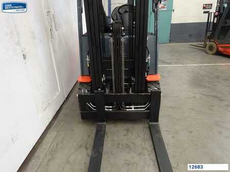 Sähkö - 4 pyör 2025  Toyota 9FBM25T (3)