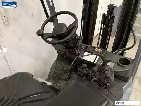 Empilhador a gás 2020  Toyota 8FGF15 (6)