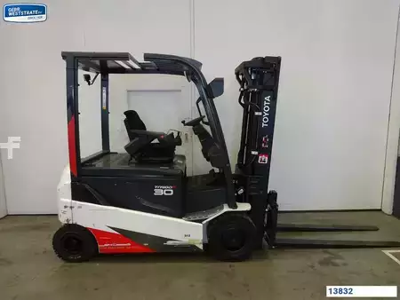 Elektro čtyřkolový VZV 2021  Toyota 8FBMT30 (4)