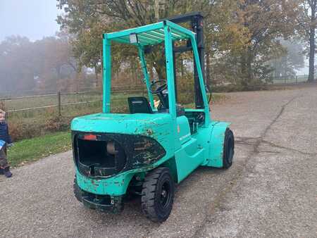 Dieselový VZV - Mitsubishi FD30 (3)