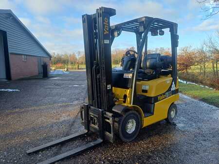 Gázüzemű targoncák 2011  Yale glp16vx (2)