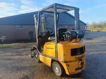 Gas truck - Yale glp20 (5)