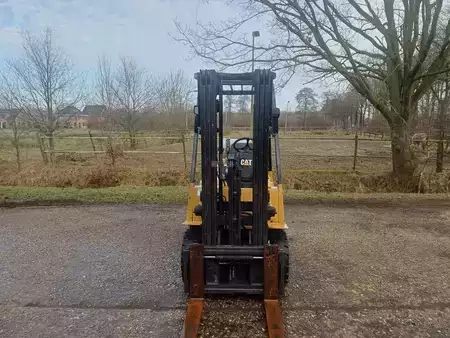 Gázüzemű targoncák 2001  CAT Lift Trucks GP18K (5)