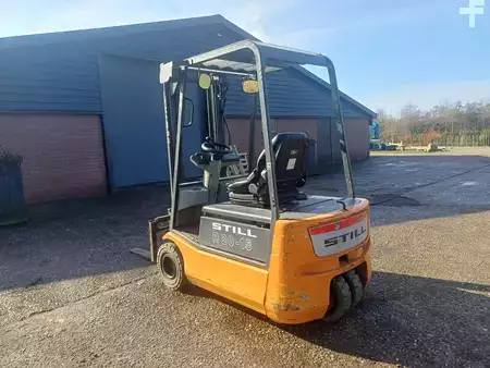 El truck - 3 hjulet 2005  Still R20-15 (1)