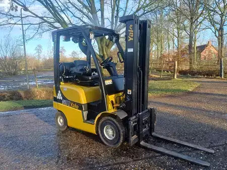 Gas gaffeltruck 2011  Yale glp16vx (5)