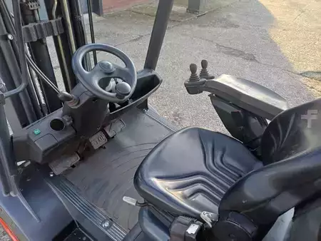 Diesel gaffeltruck 2008  Linde h35d (10)