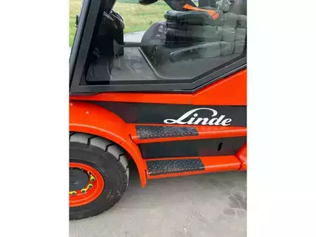 Dízel targoncák 2009  Linde h70d (5)