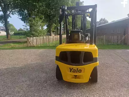 Wózki widłowe diesel 2007  Yale gdp35vx (3)