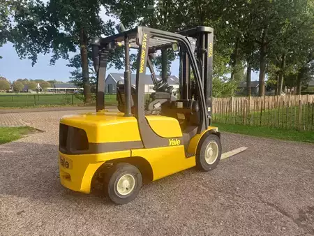 Wózki widłowe diesel 2007  Yale gdp35vx (4)