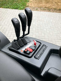 Diesel heftrucks 2023  Bobcat D35NXS (3)