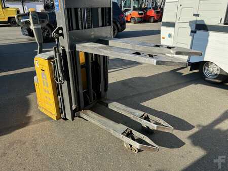 Stacker pedestre 2011  Atlet PSH160SDTFVH435 (3)