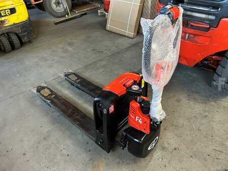 Horizontal-Kommissionierer 2025  EP Equipment F4 (2)