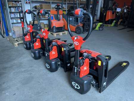Horizontal-Kommissionierer 2025  EP Equipment F4 (4)