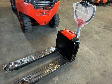 Horizontal-Kommissionierer 2025  EP Equipment F4 (5)
