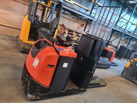 Horizontal-Kommissionierer 2014 BT OSE120 Youtubevideo (2)