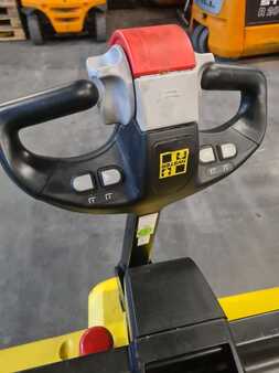 Electric Pallet Trucks 2018  Hyster P1.6 (6)