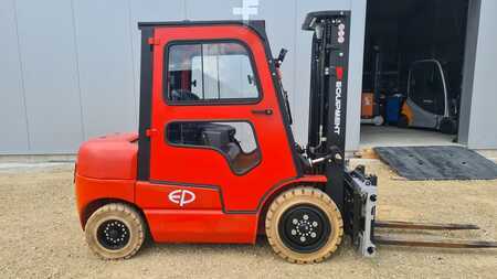 Electric - 4 wheels 2022  EP Equipment EFL302 mit Video (2)