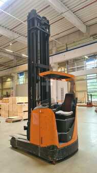 Reach Trucks 2010  BT RRE200 (5)