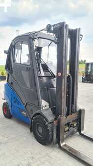 Treibgasstapler 2015  Linde H30T (10)