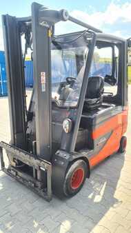 Carrelli elettrici 4 ruote 2016  Linde H35HL (4)
