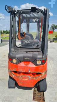 Carrelli elettrici 4 ruote 2016  Linde H35HL (7)