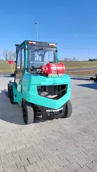 LPG heftrucks 2015  Mitsubishi FG45NT (4)