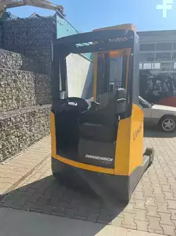 Schubmaststapler 2008  Jungheinrich ETV320 (3)