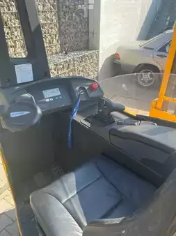 Schubmaststapler 2008  Jungheinrich ETV320 (5)