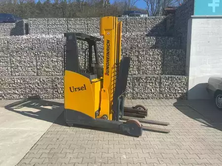 Schubmaststapler 2008  Jungheinrich ETV320 (6)