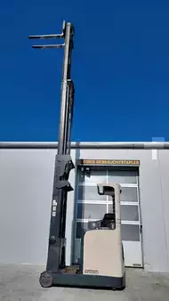 Tolóoszlopos targonca 2006  Crown ESR4500 mit Video (1)