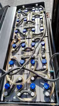 Tolóoszlopos targonca 2006  Crown ESR4500 mit Video (10)