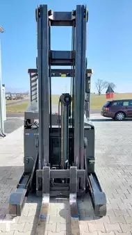 Tolóoszlopos targonca 2006  Crown ESR4500 mit Video (3)