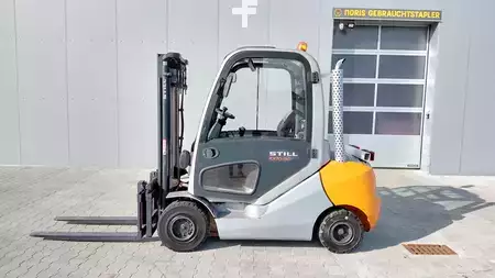 Dízel targoncák 2007  Still RX70-30 Diesel nur 1658 Stunden (9)