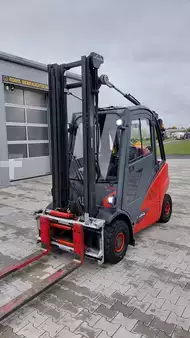 Gázüzemű targonca 2017  Linde H20T/600 mit Video (2)