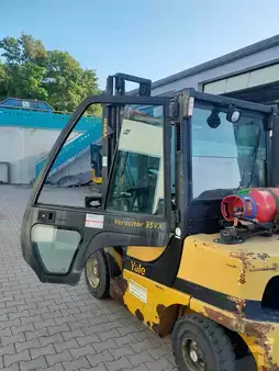 Treibgasstapler 2016  Yale GLP35 VX V2445 (1)