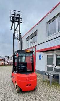 4-wiel elektrische heftrucks 2024  EP Equipment EFL 201 (2)