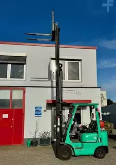 LPG VZV 2000  Mitsubishi FG 15 K (1)