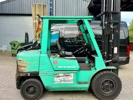 Dieselstapler 2007  Mitsubishi FD40KL 2 (1)