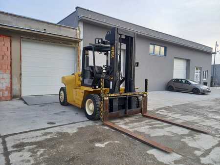 Carrello elevatore diesel 2013  Yale GDP100DC, forks 2400 mm (2) 