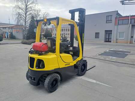 Gas truck 2017  Hyster H2.0FT (3)