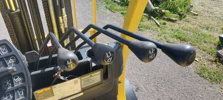 Propane Forklifts 2011  Hyster H2.5FT (4)