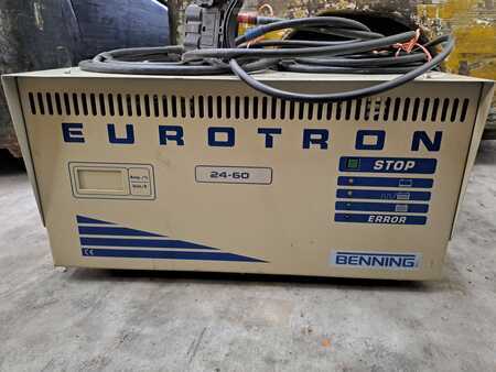 Elettrico 3 ruote 2002  Linde E12Z-02 (5)