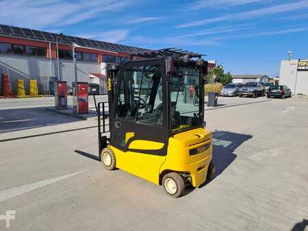 4 Wheels 2017  Yale ERP20VF (2)