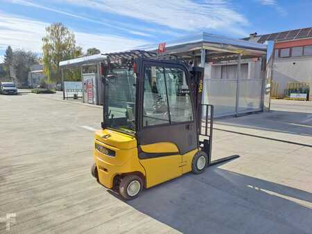 4 Wheels 2017  Yale ERP20VF (3)