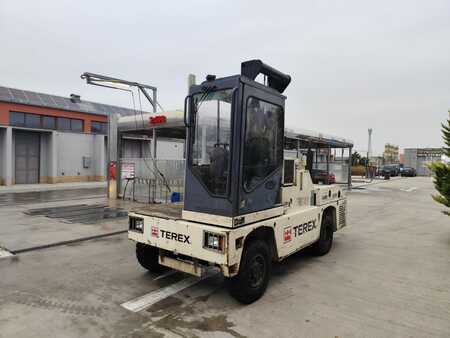 Chariots latéraux 2011  Terex SF50U (1)