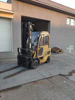 Carretilla elevadora GLP - CAT Lift Trucks GP20CN (1)