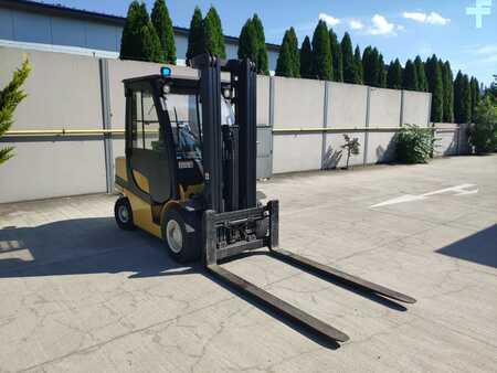 Dieselstapler 2018  Yale GDP35VX (2)