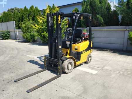 Treibgasstapler 2019  Yale GLP18VX (1)